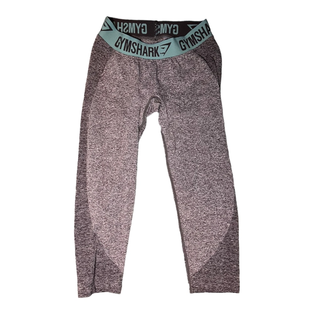 Gymshark Capri Leggings in Grey Size Small